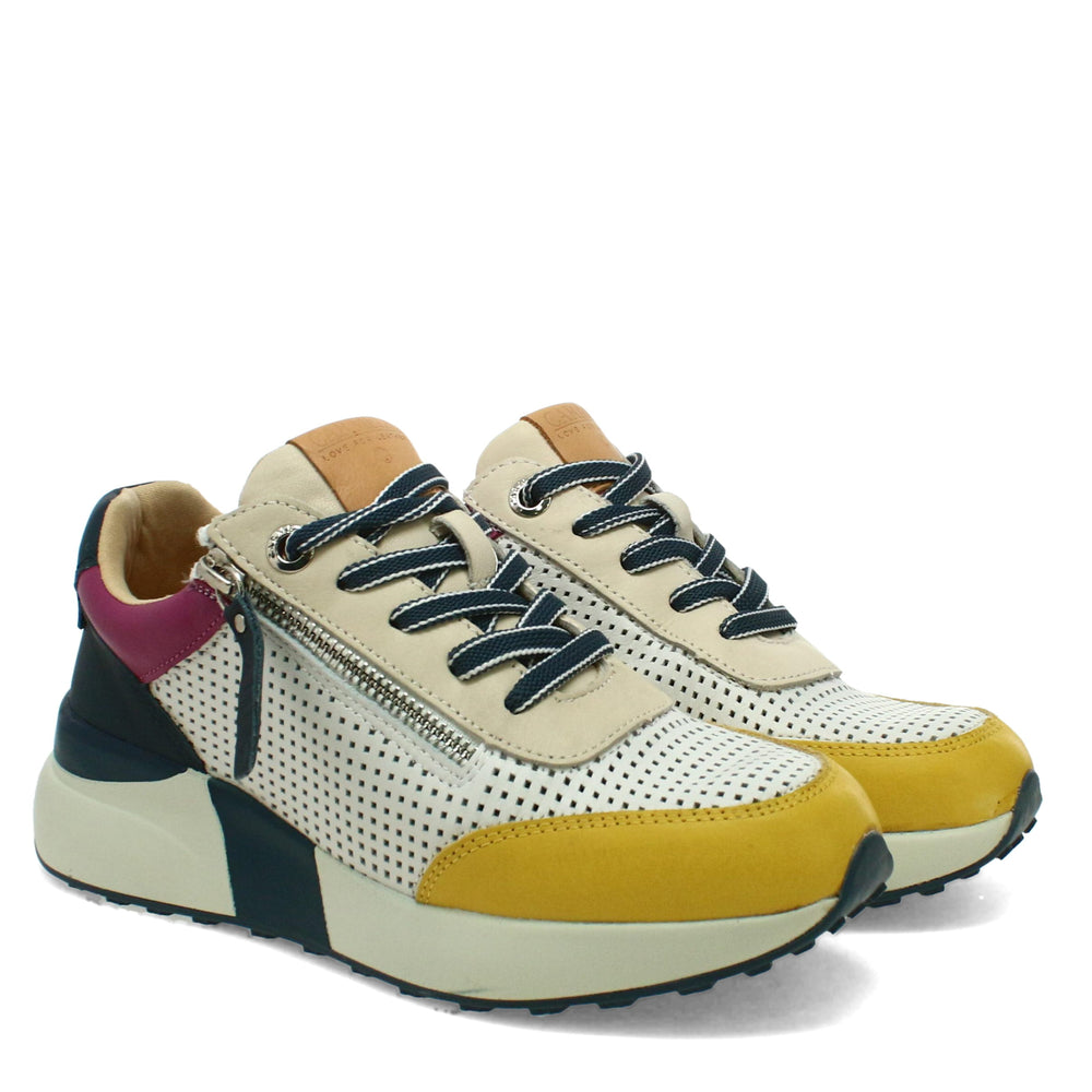 CARMELA MADELINE SNEAKERS